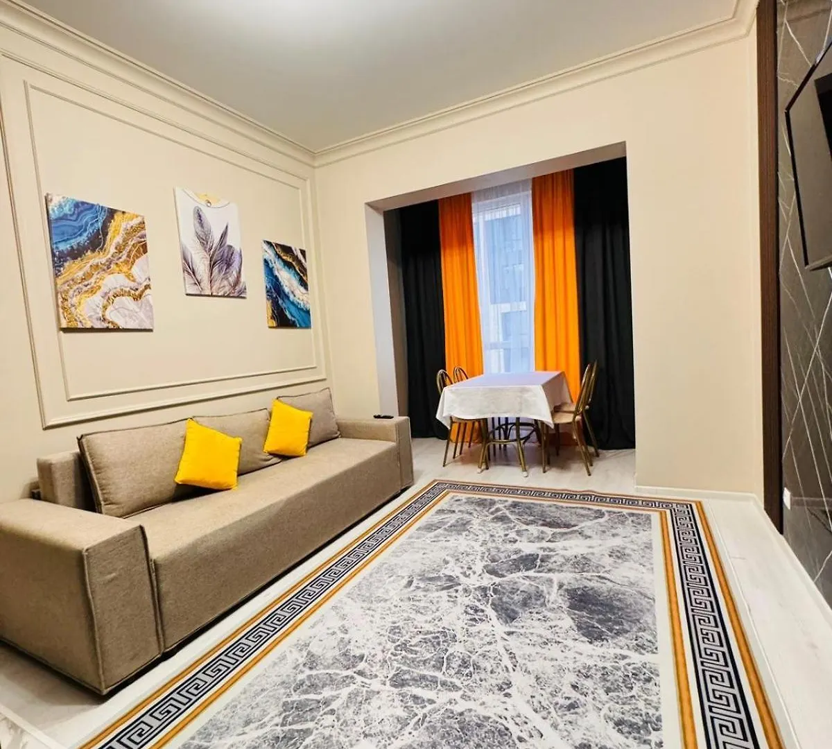 Красивая Квартира В Комфорт Сити Almaty Kazakhstan